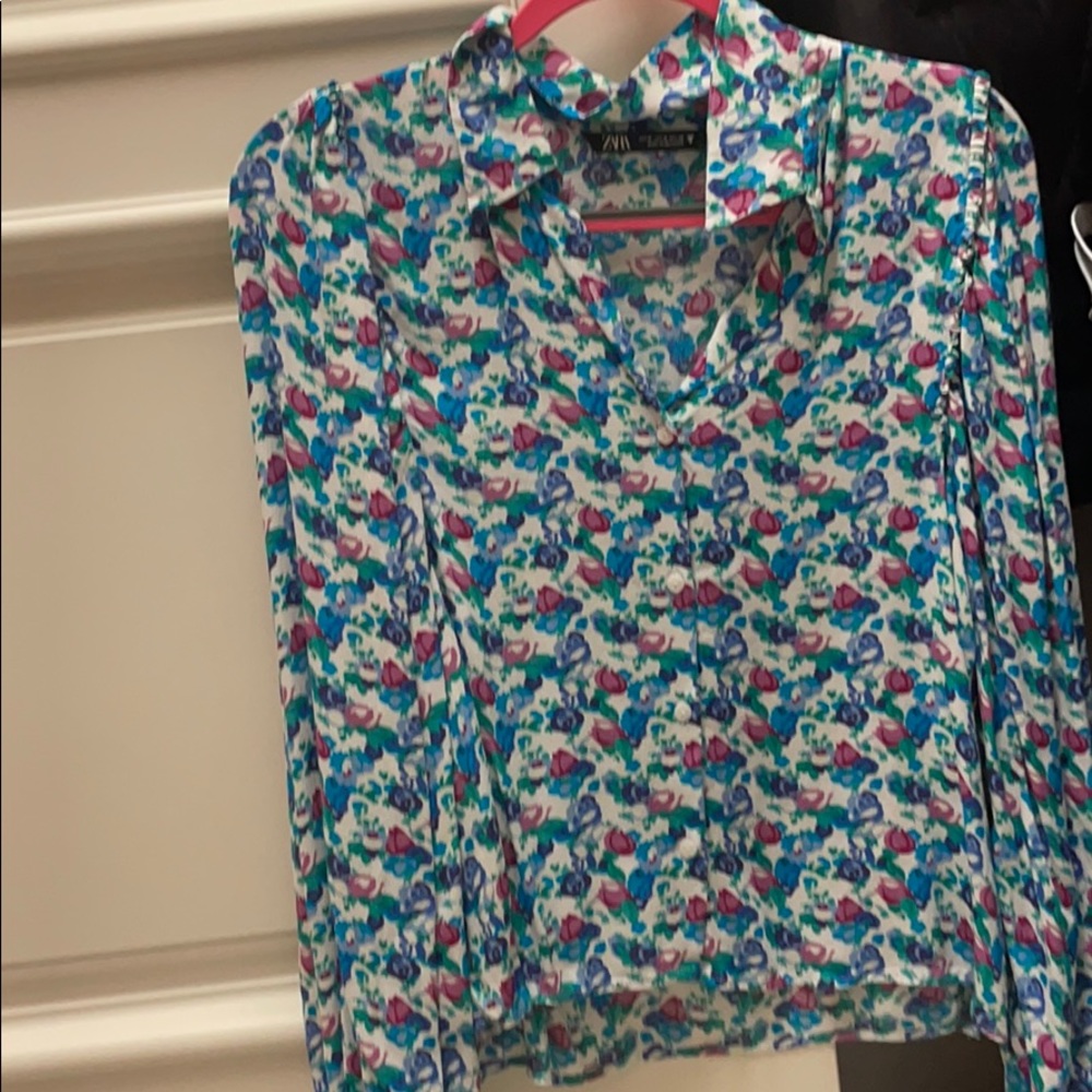 floral blouse
